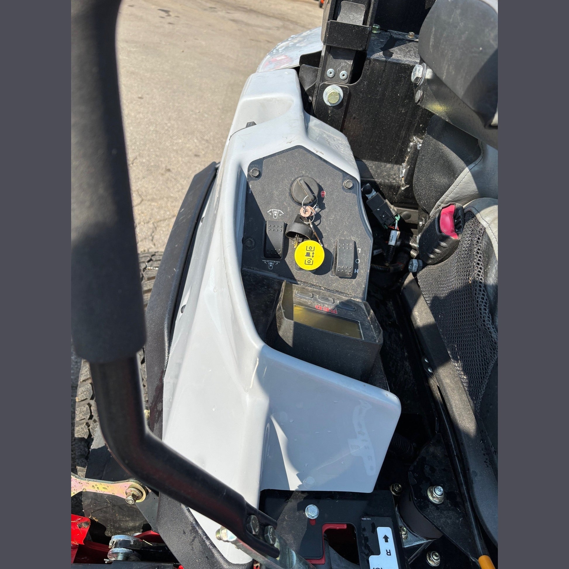 Used Demo Exmark Lazer Z - 144"